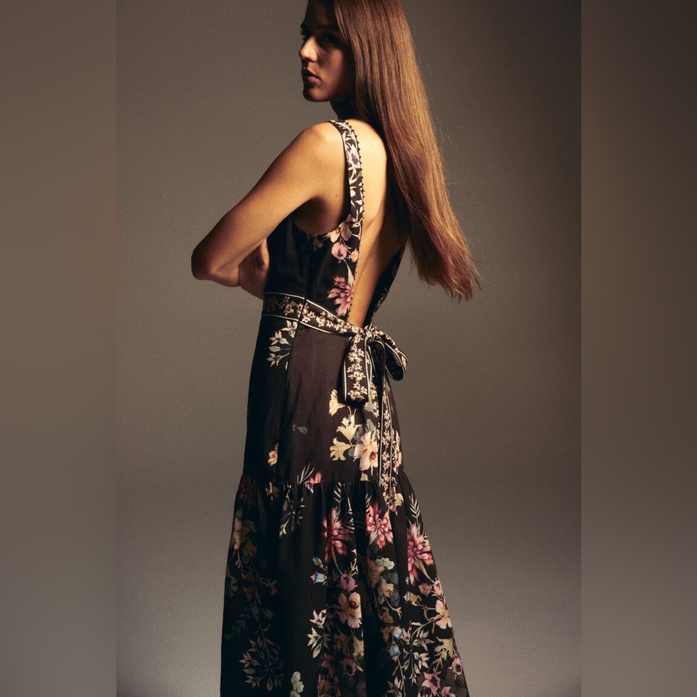 NWT H&M Linen-Blend Dress in Black/Floral - Picture 4 of 10